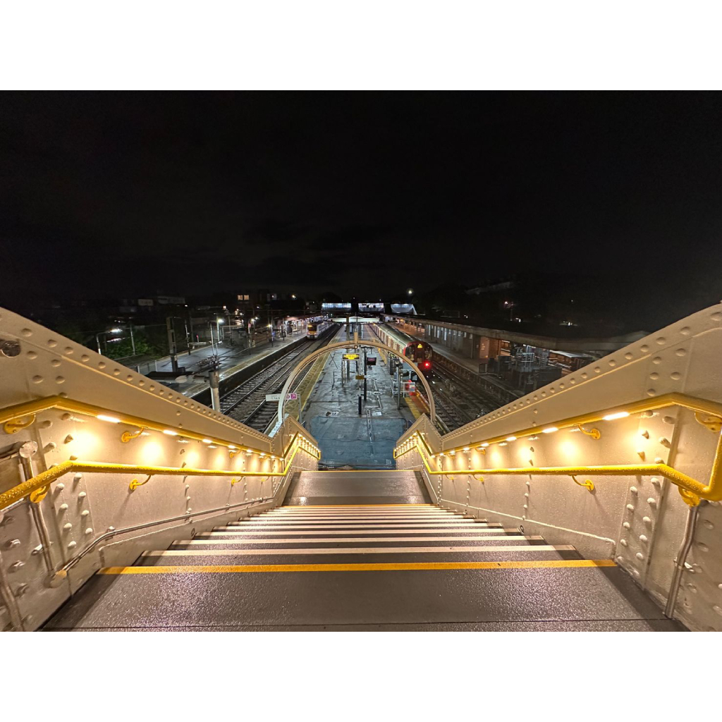 Upminster-Station_F48-Double-LED-Handrails_Footfall-Lighitng-Ltd (8)
